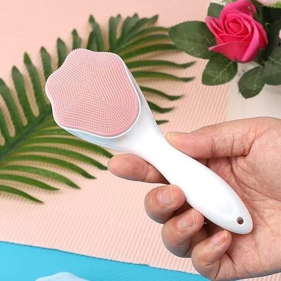 Facial cleanser brush ashostore